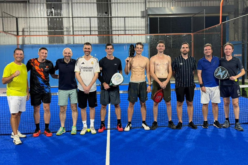 Padel and badminton courts near Villa Agati